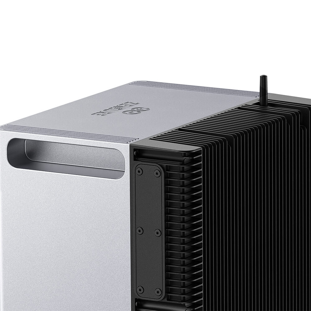SolarFlow 2400 AC+, detail koelribben